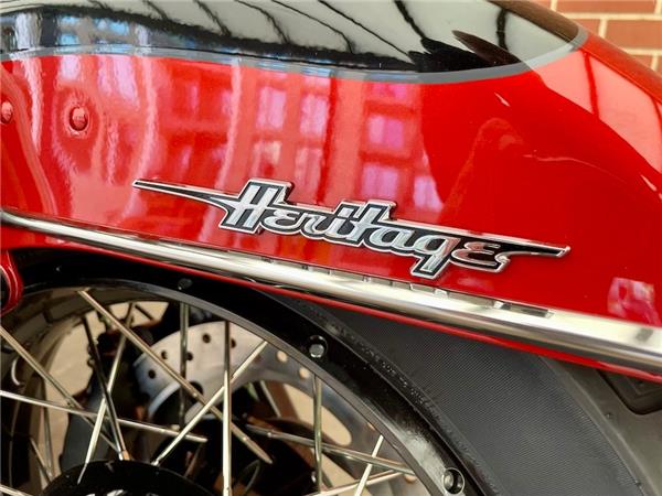 2025 HARLEY-DAVIDSON SOFTAIL FLHC HERITAGE CLASSIC