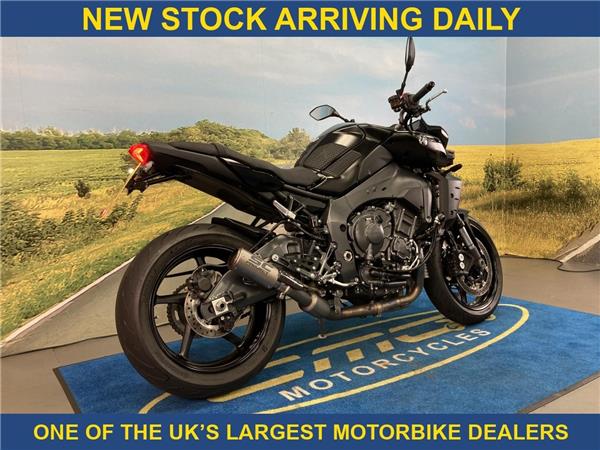 Yamaha MT-10 MT-10