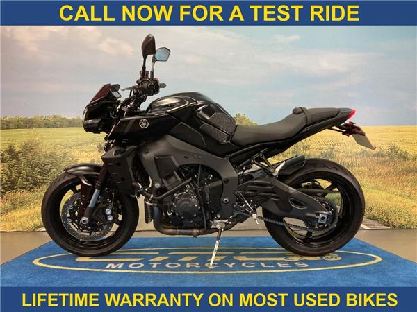  Yamaha MT-10 MT-10
