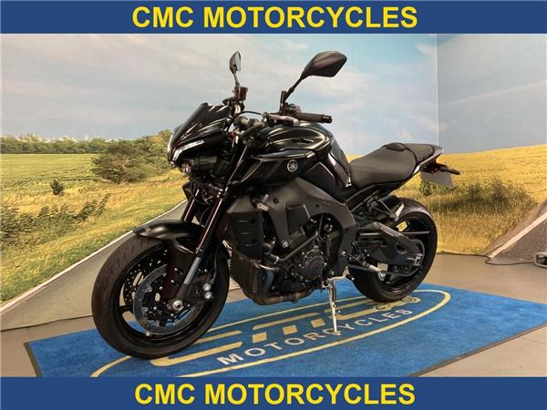  Yamaha MT-10 MT-10