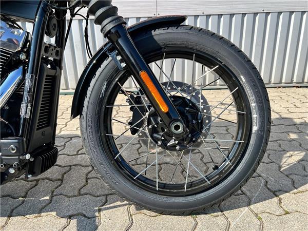 FXBB Street Bob vivid black 