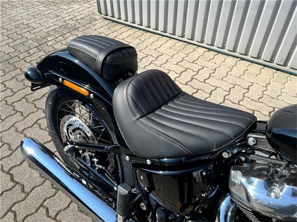 FXBB Street Bob vivid black 
