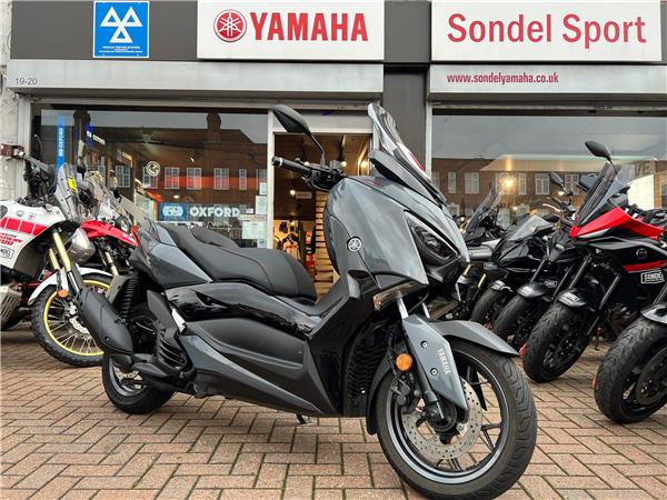 YAMAHA XMAX 125 TECH MAX