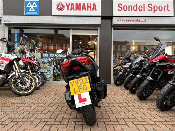 YAMAHA XMAX 125 TECH MAX