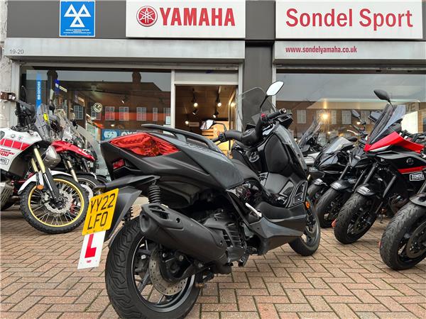 YAMAHA XMAX 125 TECH MAX