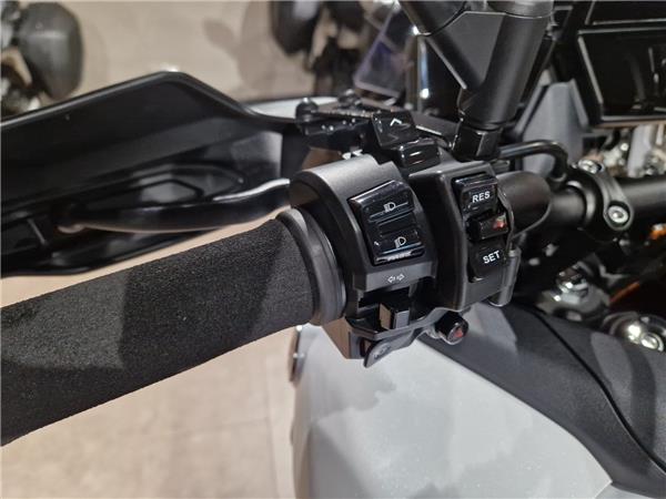 2025 YAMAHA TRACER 9 GT