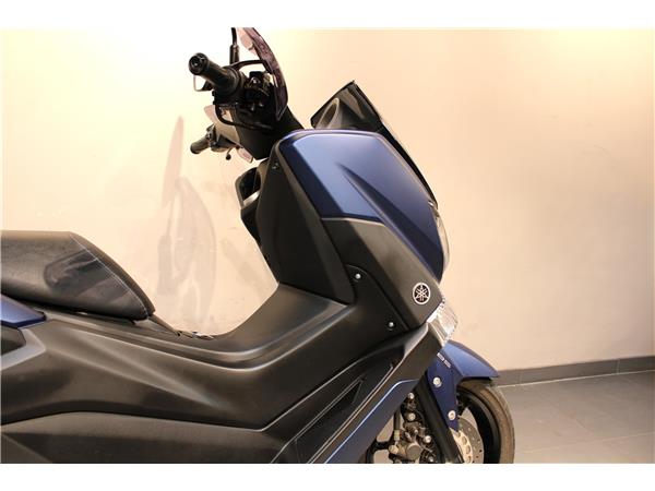 YAMAHA N-MAX 125