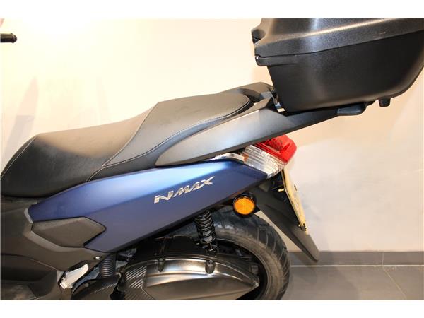 YAMAHA N-MAX 125