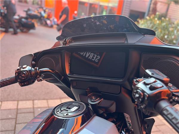 2024 Harley-Davidson Street Glide FLHX