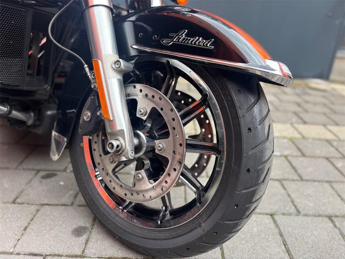 2014 Harley-Davidson Touring Electra Glide Ultra Limited FLHTK