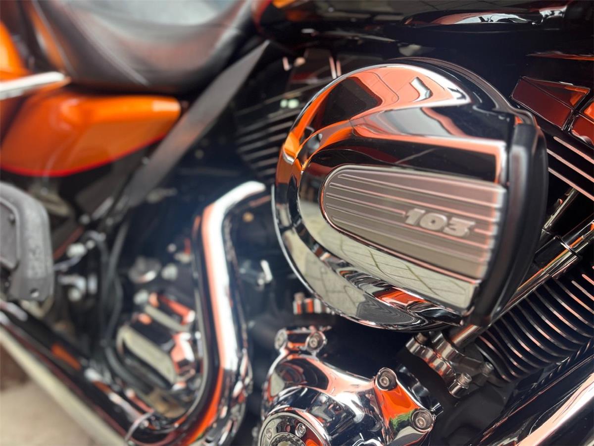 2014 Harley-Davidson Touring Electra Glide Ultra Limited FLHTK