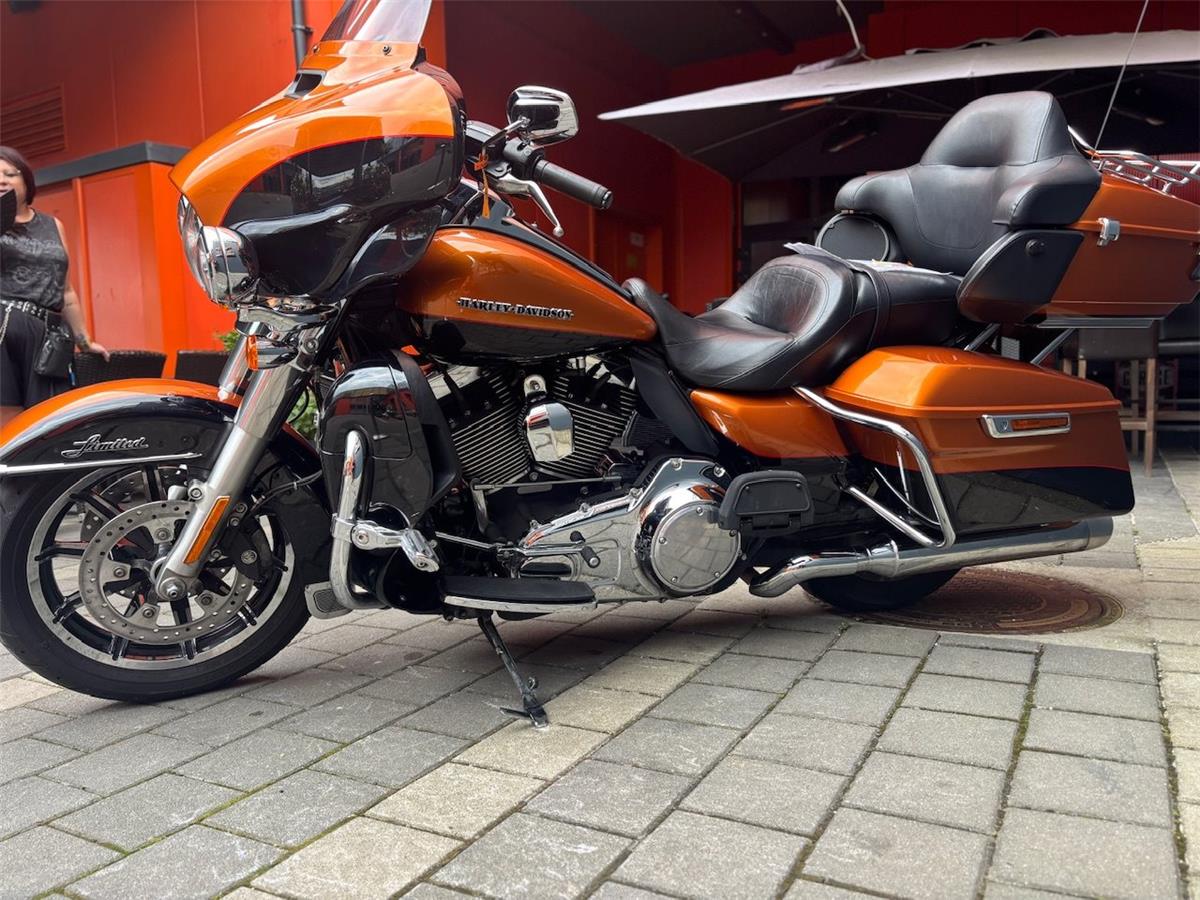 2014 Harley-Davidson Touring Electra Glide Ultra Limited FLHTK