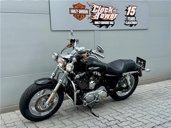 2013 Harley-Davidson Sportster XL 1200C Custom