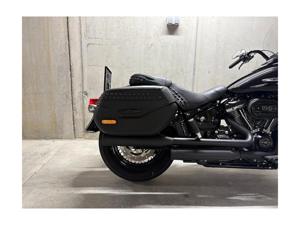 2020 Harley-Davidson Softail Heritage Classic FLSTC