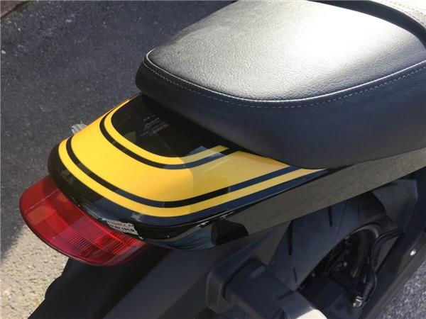 2025 Kawasaki Z650 RS