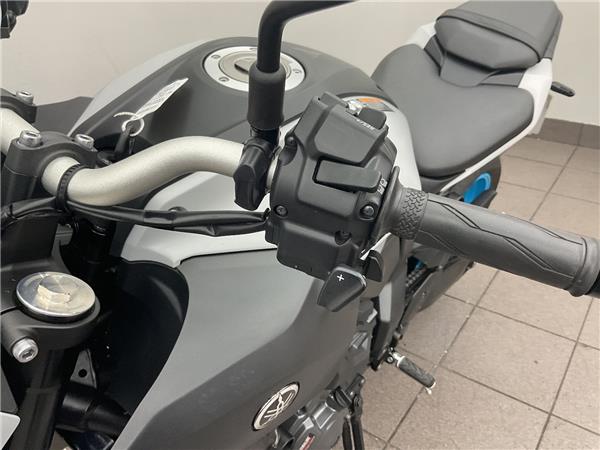 2025 YAMAHA MT-07 Y-AMT