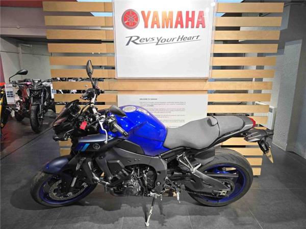 New Yamaha MT-10 Blue
