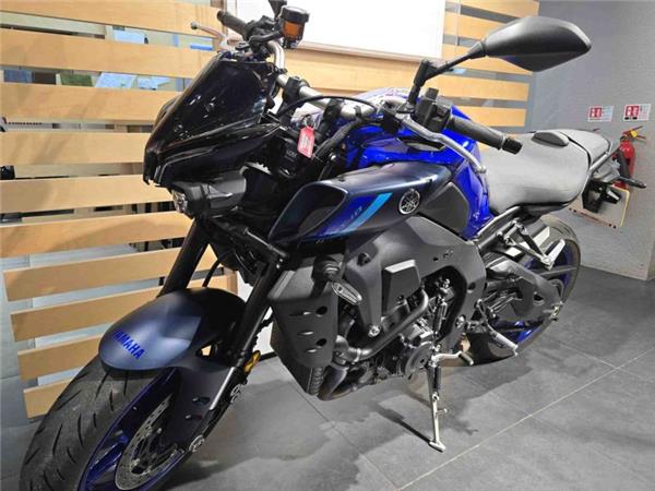 New Yamaha MT-10 Blue