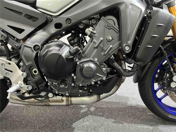 2024 Yamaha MT09 SP Silver