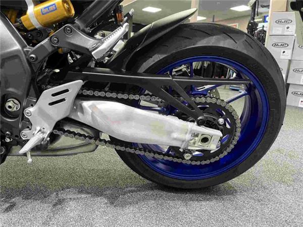 2024 Yamaha MT09 SP Silver