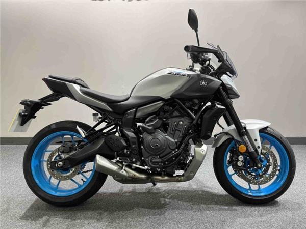 2025 Yamaha MT07 Y-AMT MLNM CERAMIC I