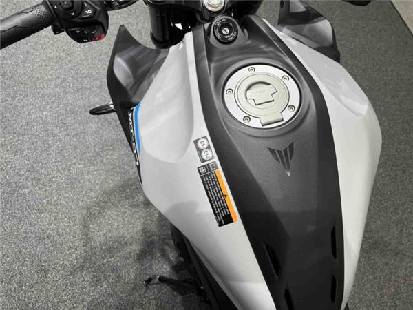 2025 Yamaha MT07 Y-AMT MLNM CERAMIC I