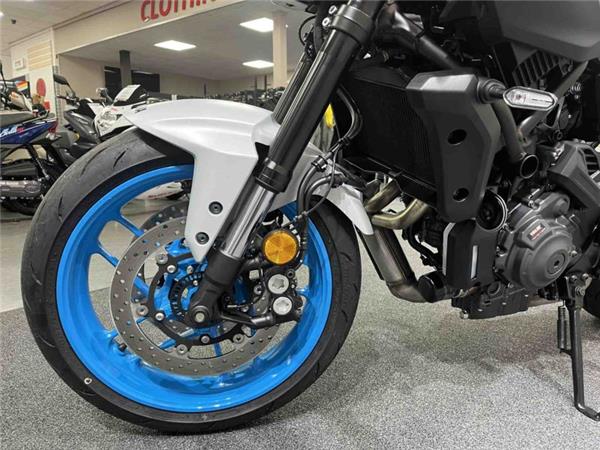 2025 Yamaha MT07 Y-AMT MLNM CERAMIC I