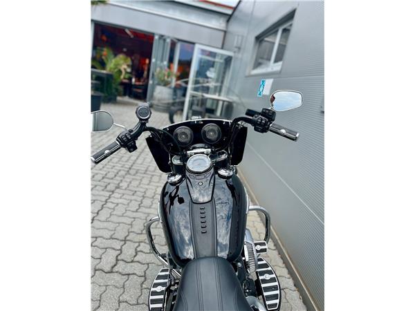 2018 Harley-Davidson Softail Heritage Classic FLHC