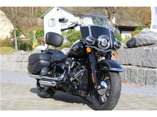 2017 harley-davidson FLHCS Heritage Classic 114 ABS