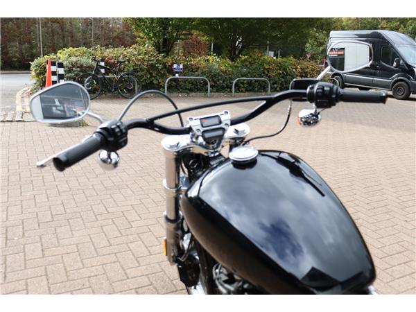 2023 HARLEY-DAVIDSON SOFTAIL STANDARD