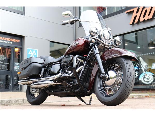 2018 HARLEY-DAVIDSON SOFTAIL FLHCS HERITAGE CLASSIC 114