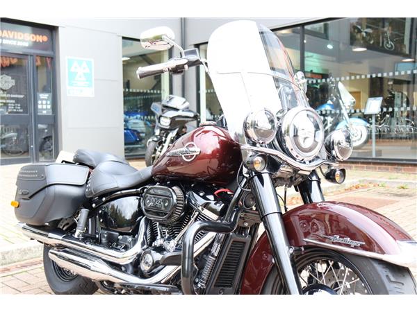 2018 HARLEY-DAVIDSON SOFTAIL FLHCS HERITAGE CLASSIC 114