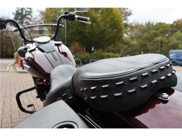 2018 HARLEY-DAVIDSON SOFTAIL FLHCS HERITAGE CLASSIC 114