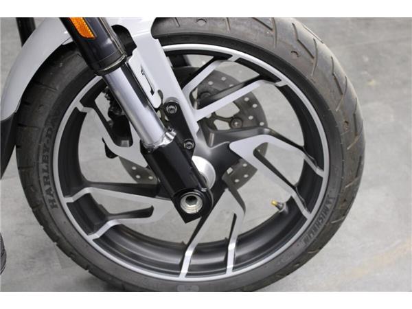 2024 Harley-Davidson Sport Glide