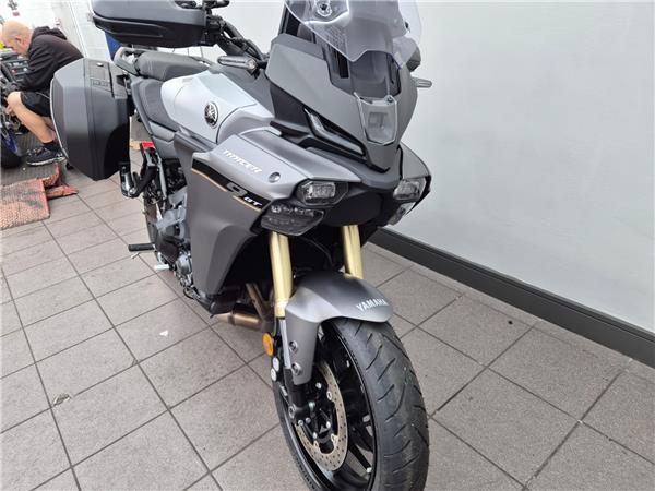 2025 YAMAHA TRACER 9 GT Y-AMT