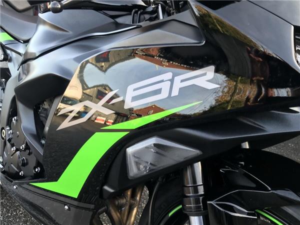 2025 KAWASAKI ZX636