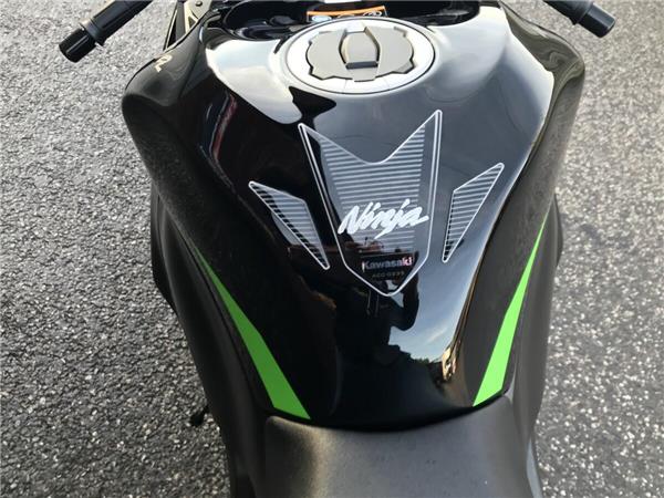 2025 KAWASAKI ZX636