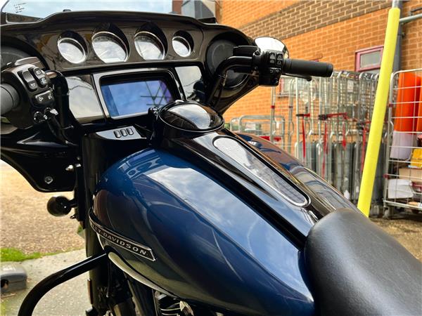 2018 Harley-Davidson Touring