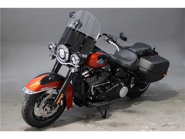2025 HARLEY-DAVIDSON SOFTAIL FLHC HERITAGE CLASSIC