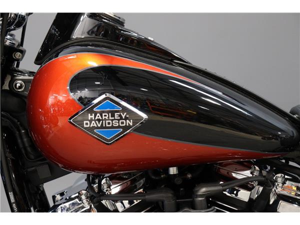2025 HARLEY-DAVIDSON SOFTAIL FLHC HERITAGE CLASSIC