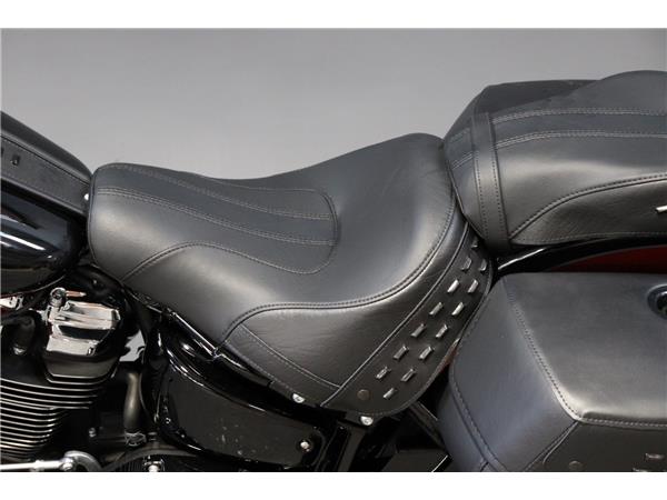 2025 HARLEY-DAVIDSON SOFTAIL FLHC HERITAGE CLASSIC