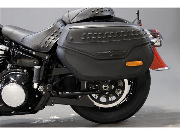 2025 HARLEY-DAVIDSON SOFTAIL FLHC HERITAGE CLASSIC