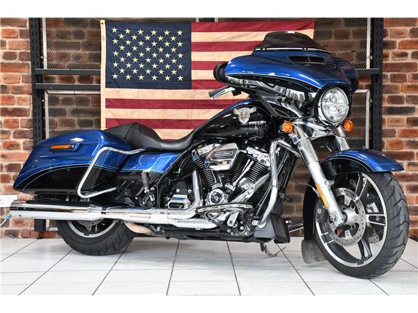 2017 HARLEY-DAVIDSON TOURING FLHX STREET GLIDE