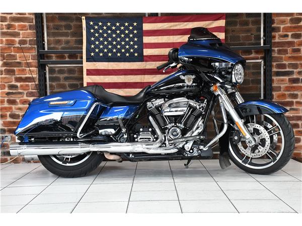 2017 HARLEY-DAVIDSON TOURING FLHX STREET GLIDE