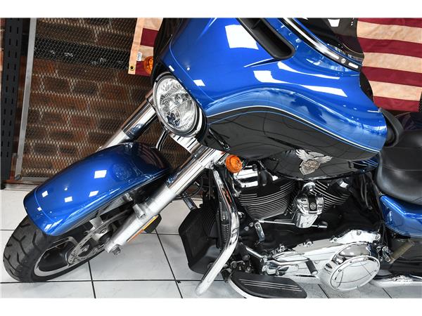 2017 HARLEY-DAVIDSON TOURING FLHX STREET GLIDE