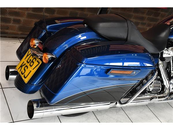 2017 HARLEY-DAVIDSON TOURING FLHX STREET GLIDE