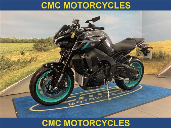  Yamaha MT-10 MT-10