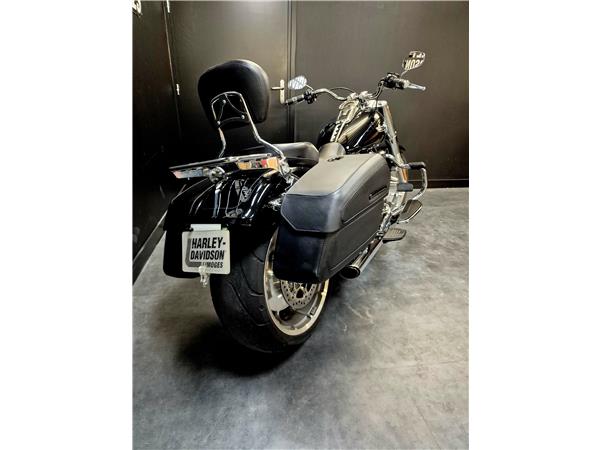 2022 HARLEY-DAVIDSON FAT BOY