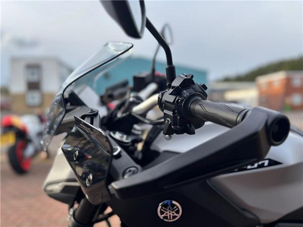 2025 Yamaha MT-07 Y-AMT