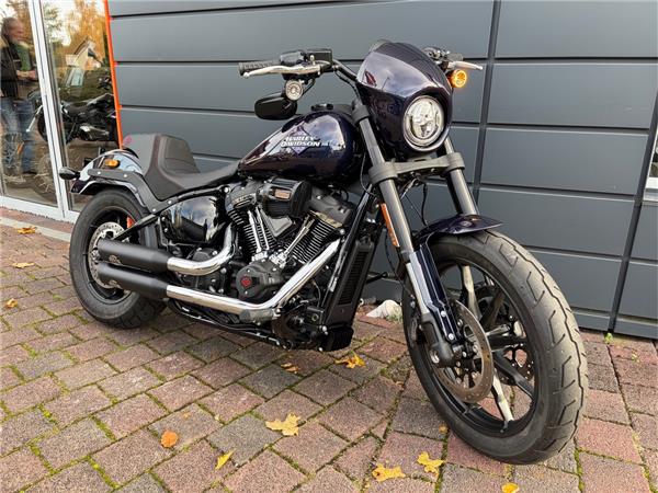 FXLRS LOW RIDER S 2025 Softail Vorverlegte Raste